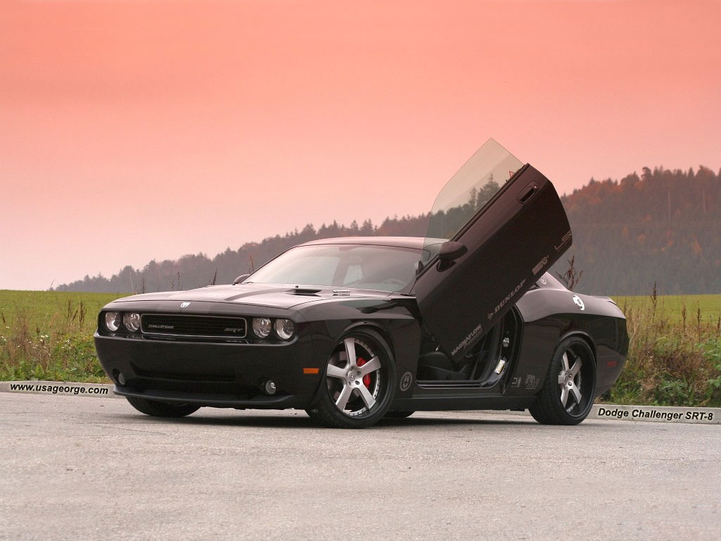Dodge Challenger SRT8